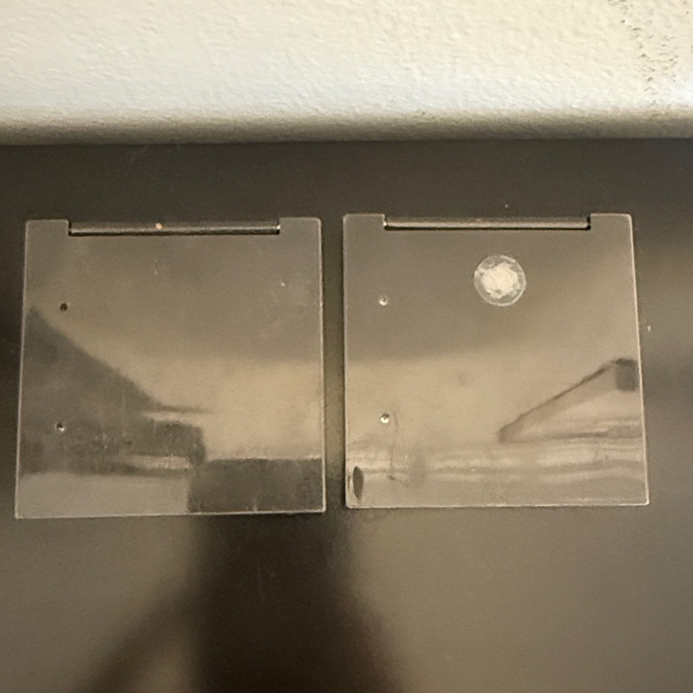 Prescriptives | RARE Magnetic Makeup Palettes with Mirror - Picture 5 of 6
